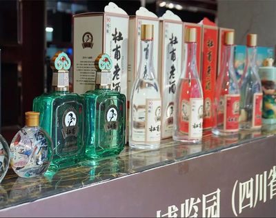 上市公司从珠宝和放贷转战白酒,"诗酒第一股"真的来了?